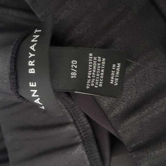 Faux Leather Like Leggings w/White & Bling Stripe Piping Sz 18/20 W - Picture 6 of 9